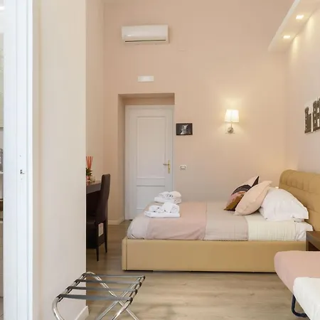 Domus Angioina فندق مبيت وإفطار نابولي