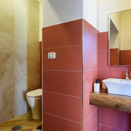 Domus Angioina 4* نابولي