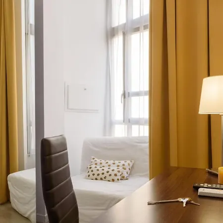 Domus Angioina Bed and Breakfast Νάπολη