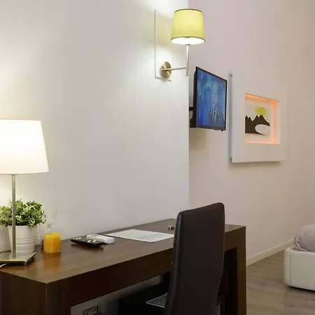 Bed and Breakfast Domus Angioina Νάπολη