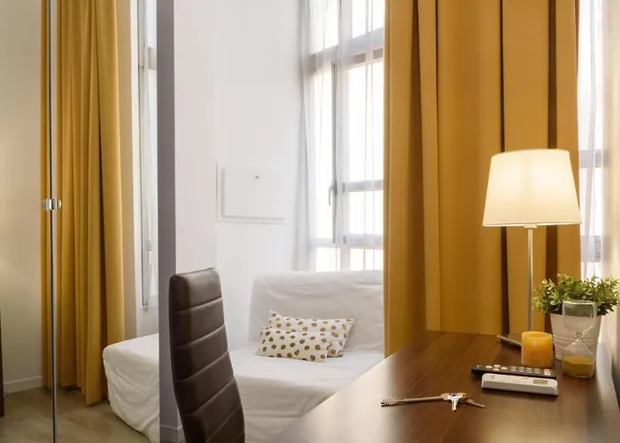 Domus Angioina Bed & Breakfast Naples